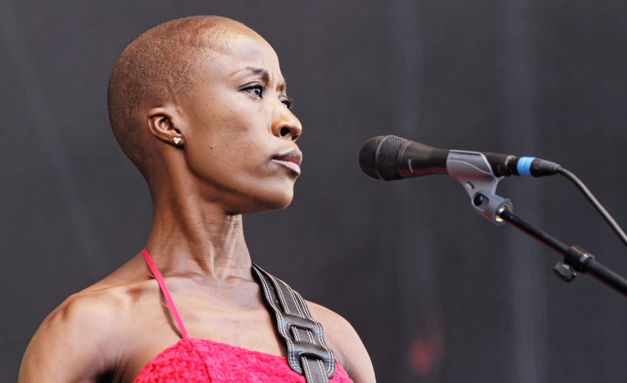L'artiste malienne Rokia Traoré arretée en France