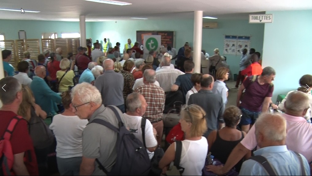 «On a ramené 148.000 Français à la maison» depuis le début du confinement, déclare le ministre des affaires étrangères