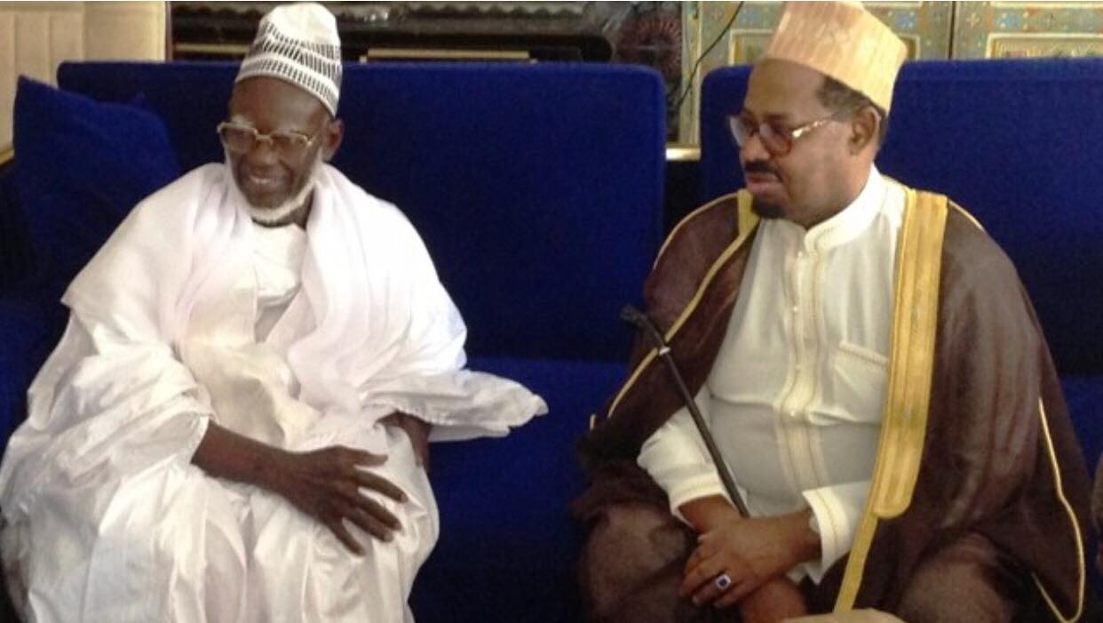 Serigne Mountakha appelle Ahmed Khalifa Niasse : Voici le contenu de la discussion
