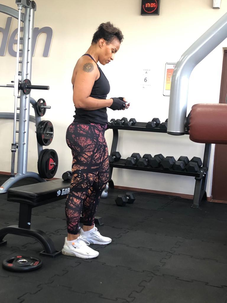 JiJi Ndoye se dévoile « Les hommes qui me draguent y’en a… Mes projets, ma nouvelle vie en France...»