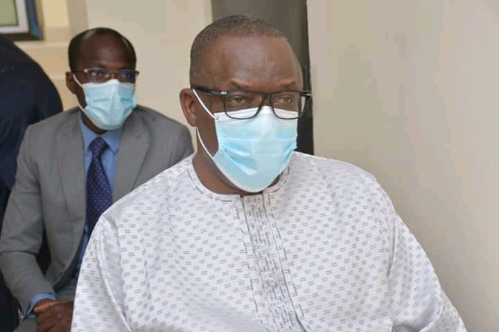 Hospitalisé à l'hôpital Principal, mystère autour de l'état de santé du ministre Cheikh Oumar Hann