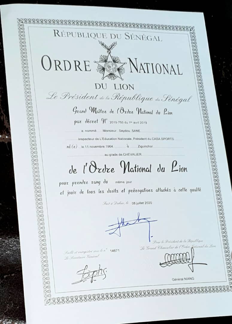 Le Chef de l'Etat, Macky Sall nomme et élève Seydou Sané au grade de...