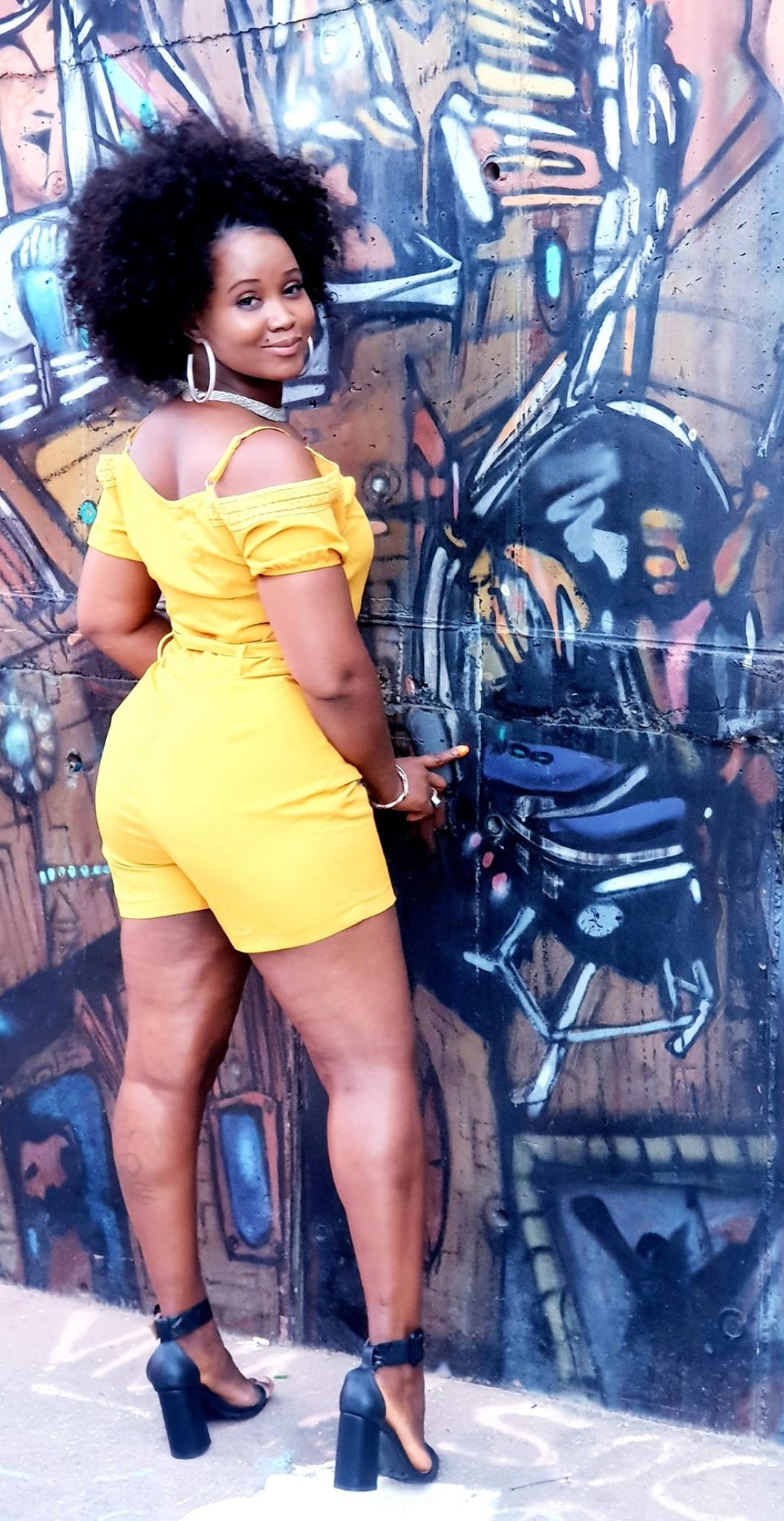 ​​ La starlette Bissau Guinéenne  "Star Dija " brille au Brésil