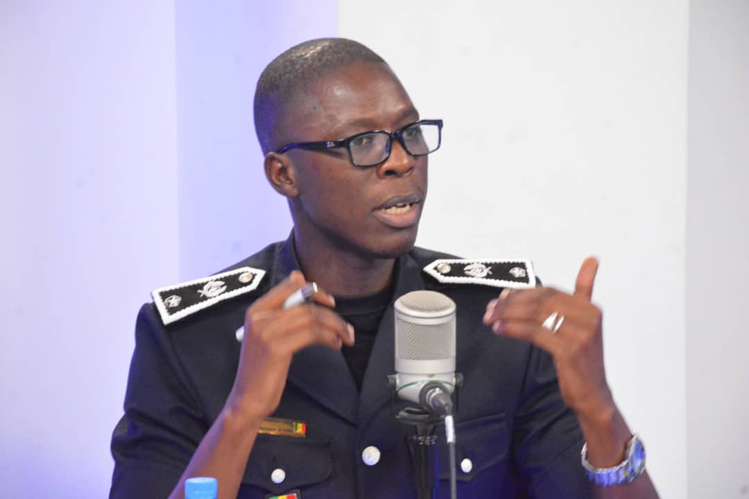 Violences policières: Le chargé de communication des flics précise