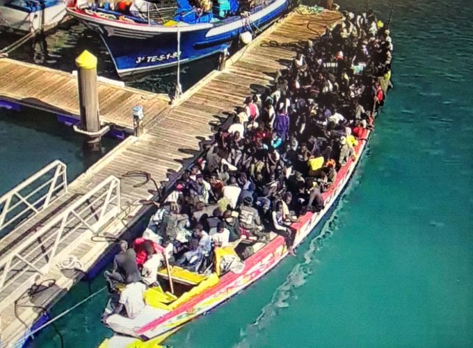 Espagne: Une pirogue est arrivée à Tenerife avec 167 migrants