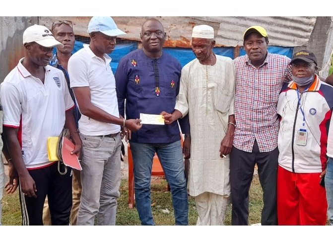 Casa Sport: Le président Seydou Sané apporte un "appui financier et moral" aux anciens joueurs du club