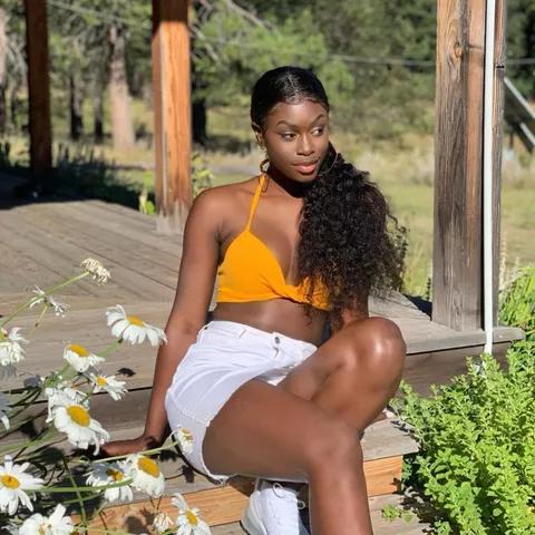 Ces nouvelles images de Mame Diarra (photos)