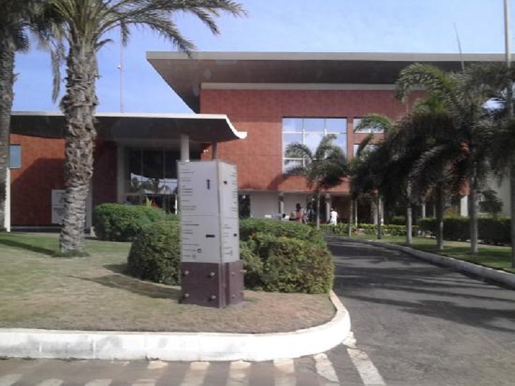 Covid-19 : L'hôtel Terrou-Bi licencie 126 agents