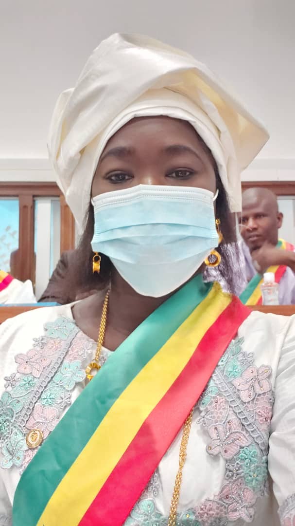 La Benjamine du CESE, Dieynaba Goudiaby à l'installation du nouveau Président