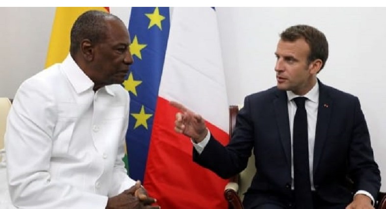 Guinée: Macron reproche à Condé de s'accrocher au pouvoir