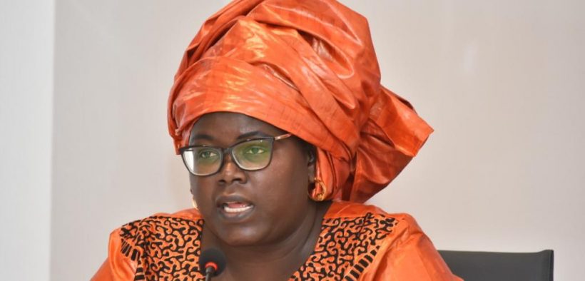 Polémique sur l’importation du sucre : le ministre du Commerce porte la réplique aux travailleurs de la CSS