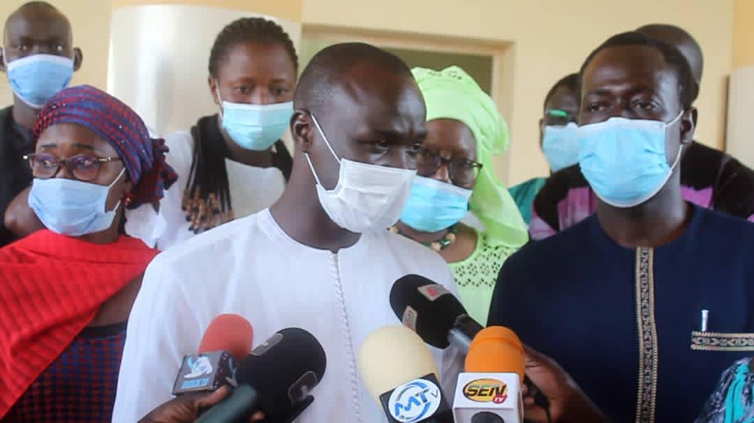 FATICK: Maissa Mahécor DIOUF remet un don de matériel médical à l'hôpital régional  