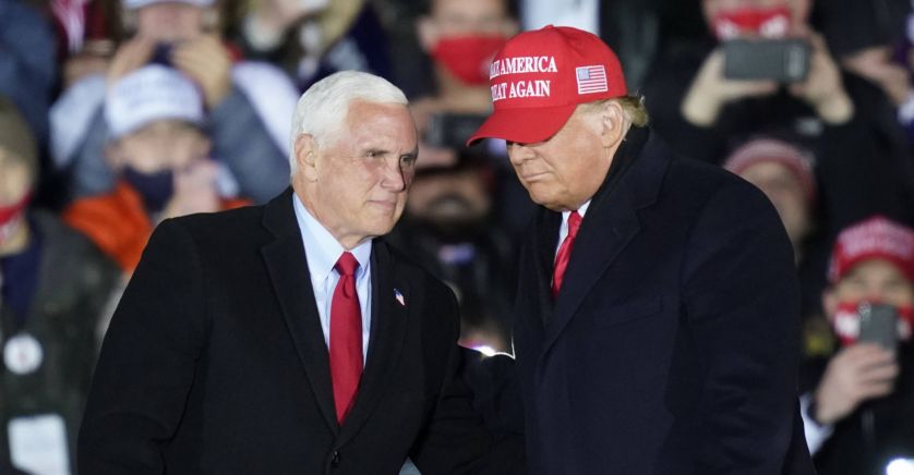 Le vice-président américain Mike Pence assistera à l’investiture de Biden