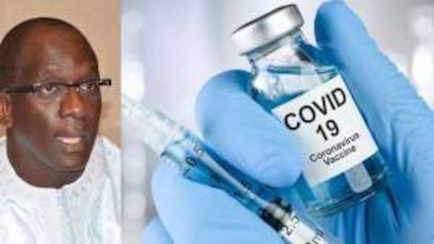 Diouf Sarr annonce la réception de 200 000 doses du vaccin chinois « Sinovac », puis retire son tweet