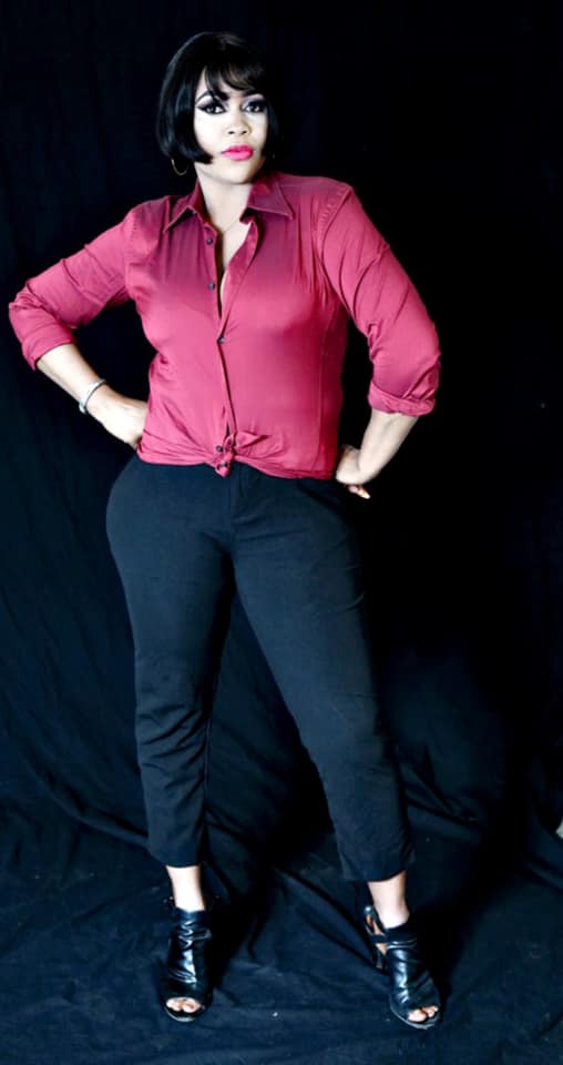 L'artiste Guigui Sarr met en avant sa forme et laisse un message 