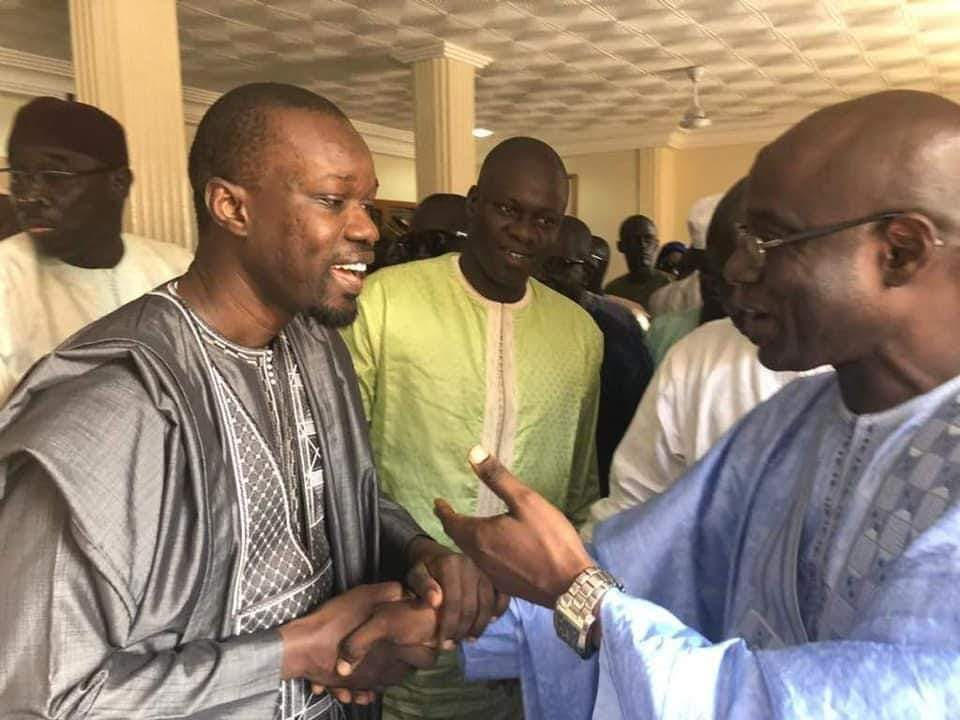 Thierno Alassane tacle Macky: «Son ami IBK avec qui il s'était égaré sur la route de Ngueniène pourrait lui en souffler mot»