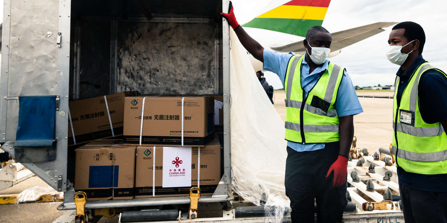Covid-19 : le Zimbabwe reçoit 200 000 vaccins offerts par la Chine