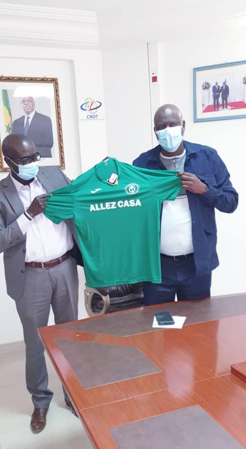 Le Comité "ALLEZ CASA" chez le Ministre d'État, Benoît Sambou