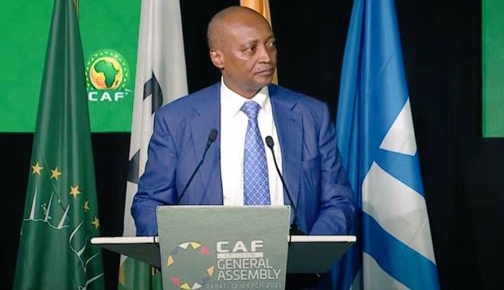 Foot: le Sud-Africain Patrice Motsepe élu président de la CAF
