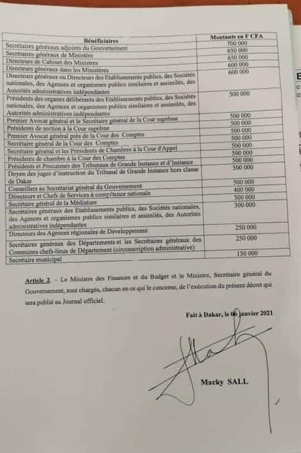 Indemnité forfaitaire mensuelle : Macky Sall "gâte"  les DG, SG, PCA...