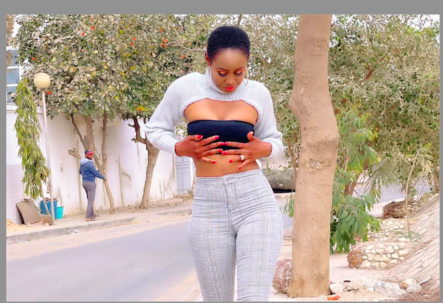 Queen Biz de retour avec un nouveau look 