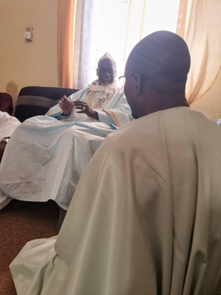 Sonko reçu par le Marabout de Idrissa Seck (Photos)