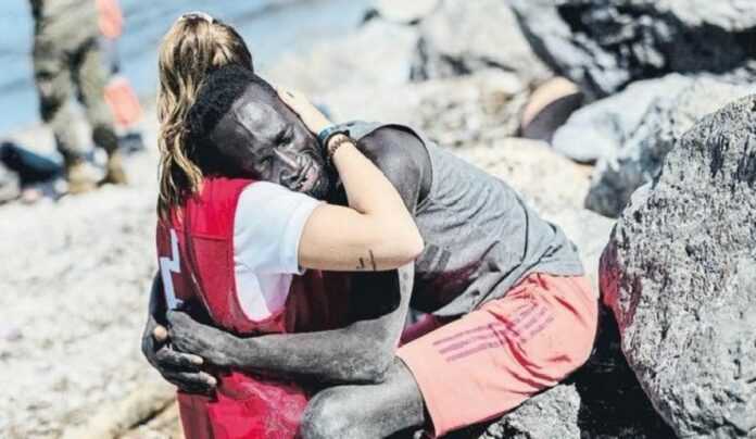 Immigration clandestine : une photo qui fait parler le monde !