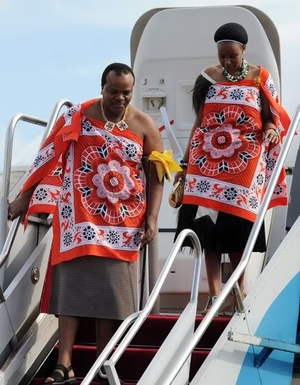 Manifestations à Eswatini : Le roi Mswati III a t-il fui le pays avec ses 15 femmes ?