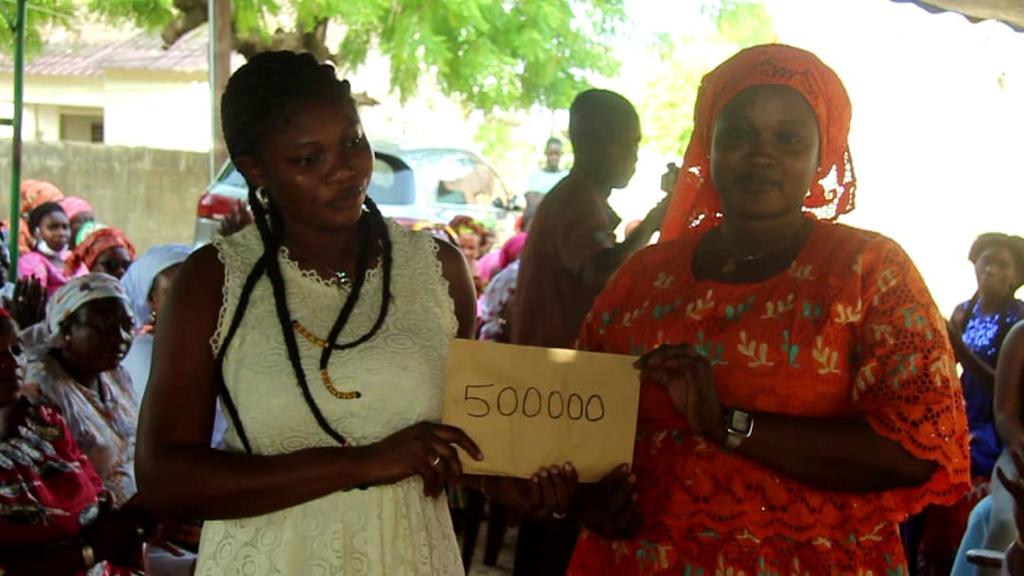 Booster les activités économiques : Meissa Mahécor Diouf finance des groupements féminins de Fatick