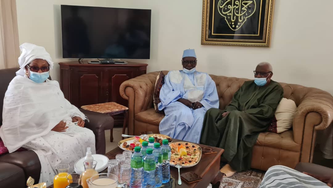 Le Khalife des Tidianes, Serigne Babacar Sy Mansour chez Lamine Diack !