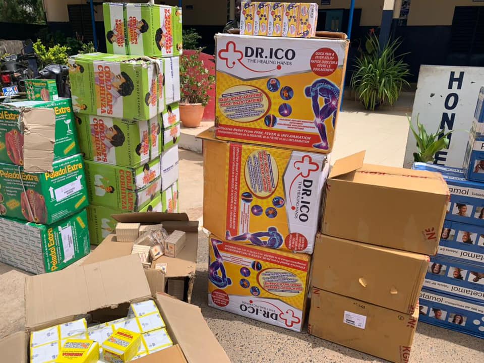 Dakar : Des cartons de médicaments saisis dans un "car Rapide "