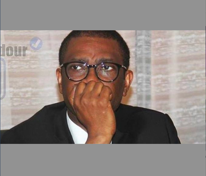 Almadies : Un homme se suicide devant chez Youssou Ndour