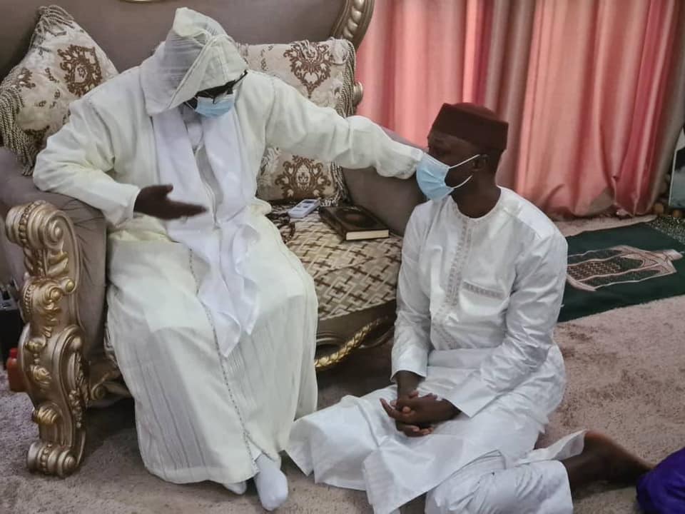 Ousmane Sonko rencontre le nouveau Khalif des Layènes