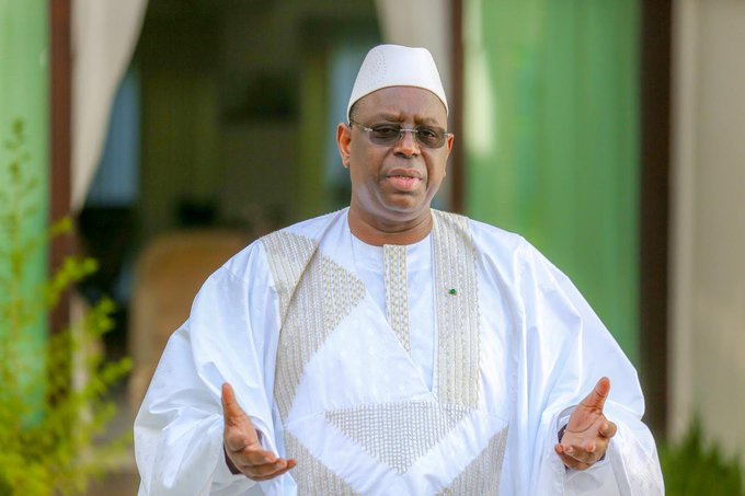 Décès du Khalif général des "Baye Fall" : Le témoignage de Macky sur Cheikh Dieumb Fall ...