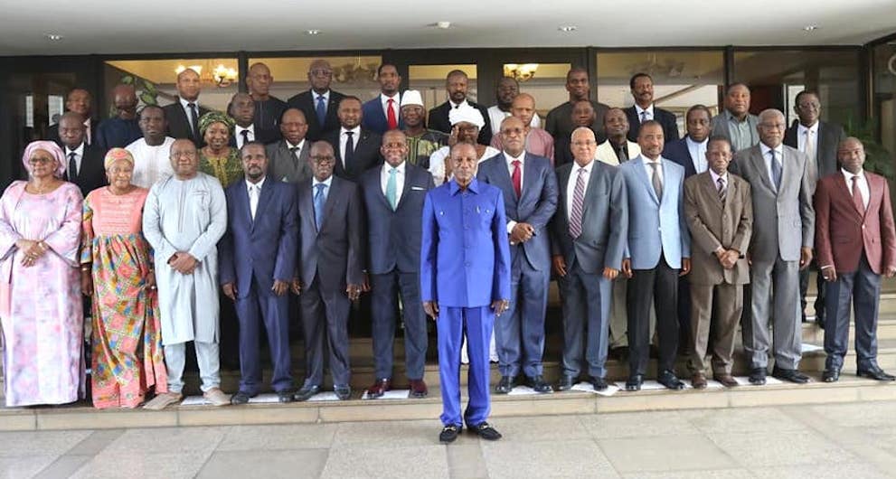 Guinée : Les anciens ministres de Condé interdits de sortir du pays !