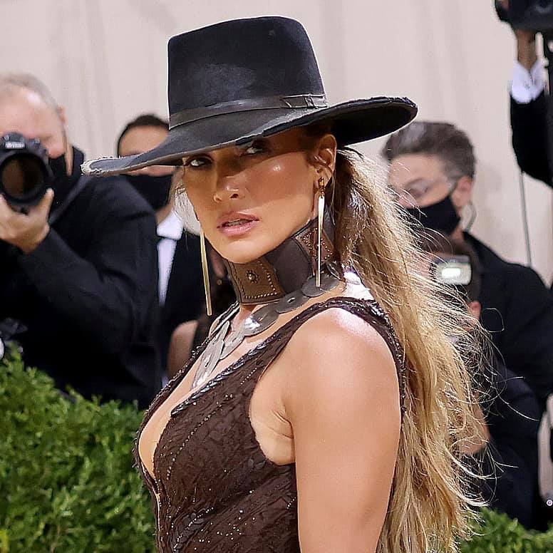 Jennifer Lopez, spectaculaire à 52 ans, elle révèle son corps parfait