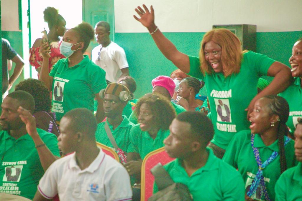 Ziguinchor : L'association des coiffeuses et coiffeurs rendent hommage au Président Seydou Sané