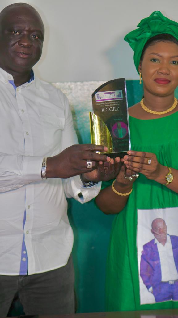 Ziguinchor : L'association des coiffeuses et coiffeurs rendent hommage au Président Seydou Sané