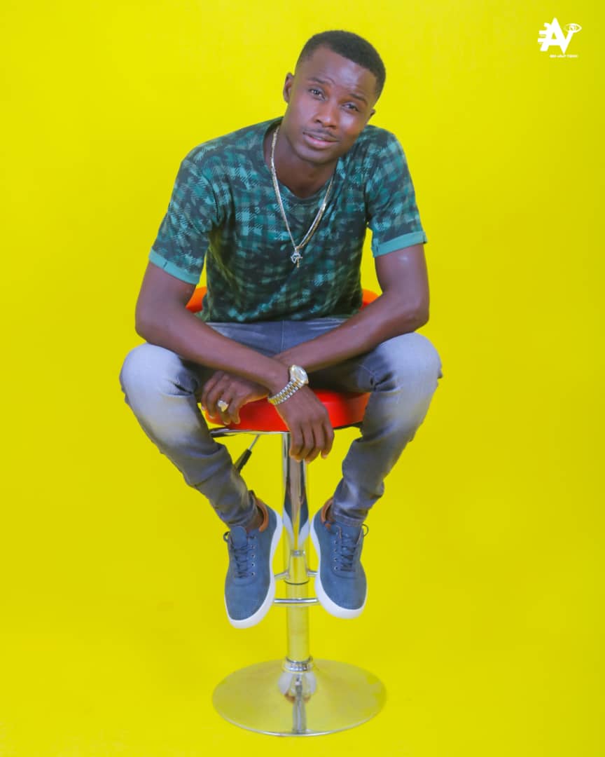 L'artiste Kelhom sort son premier Album de six titres, le 06 octobre prochain