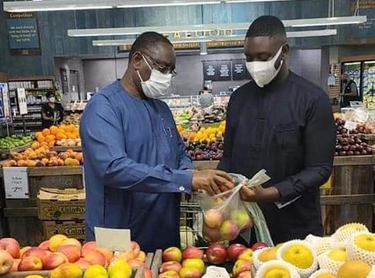 Macky dans un supermarché aux USA: Une très mauvaise image... 