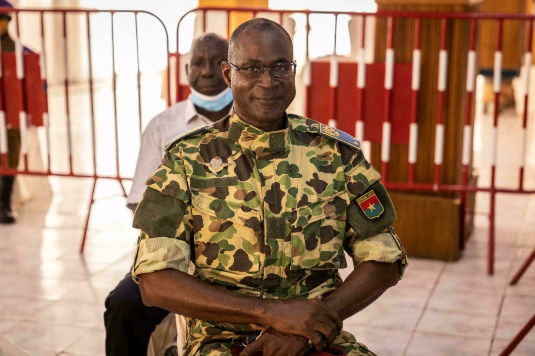 Procès Sankara : Le Général Gilbert Diendéré, visiblement décontracté dans le box des accusés