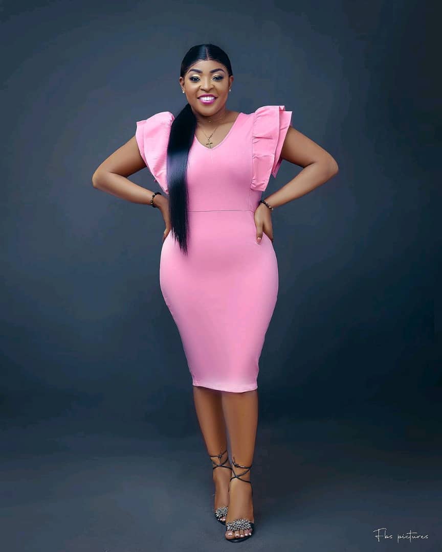 L’actrice Noëlle Kenmoe de la série “Madame et Monsieur”