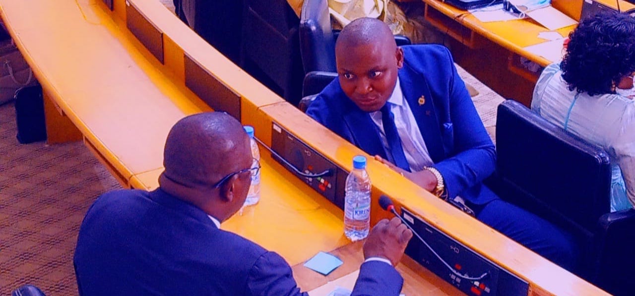 Coulisse : Abdoulaye Baldé et Toussaint Manga du PDS se sont parlé...