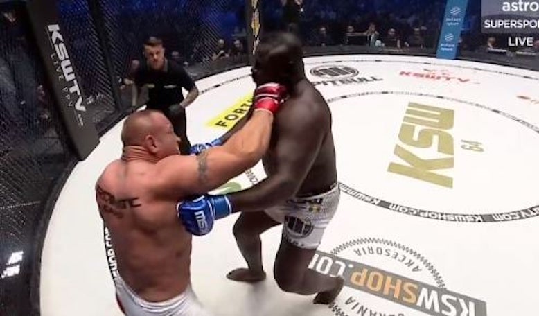 MMA : Bombardier mis KO par Mariusz Pudzianowski en quelques secondes (photos)