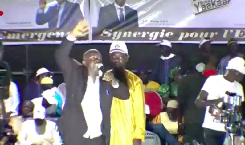 Insolite : Ce responsable de Pastef rejoint l'APR et crique la gestion de Macky Sall en plein meeting (Vidéo)