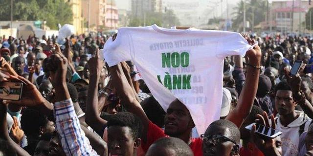 Charte de non violence : Noo Lank dit Niet