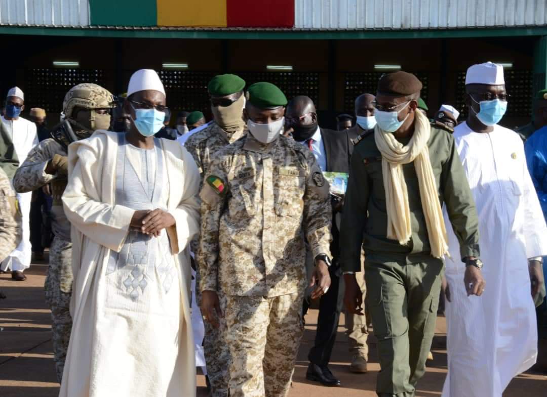 Mali : l'armée bénéficie de quatre nouveaux hélicoptères de type "MI-171"