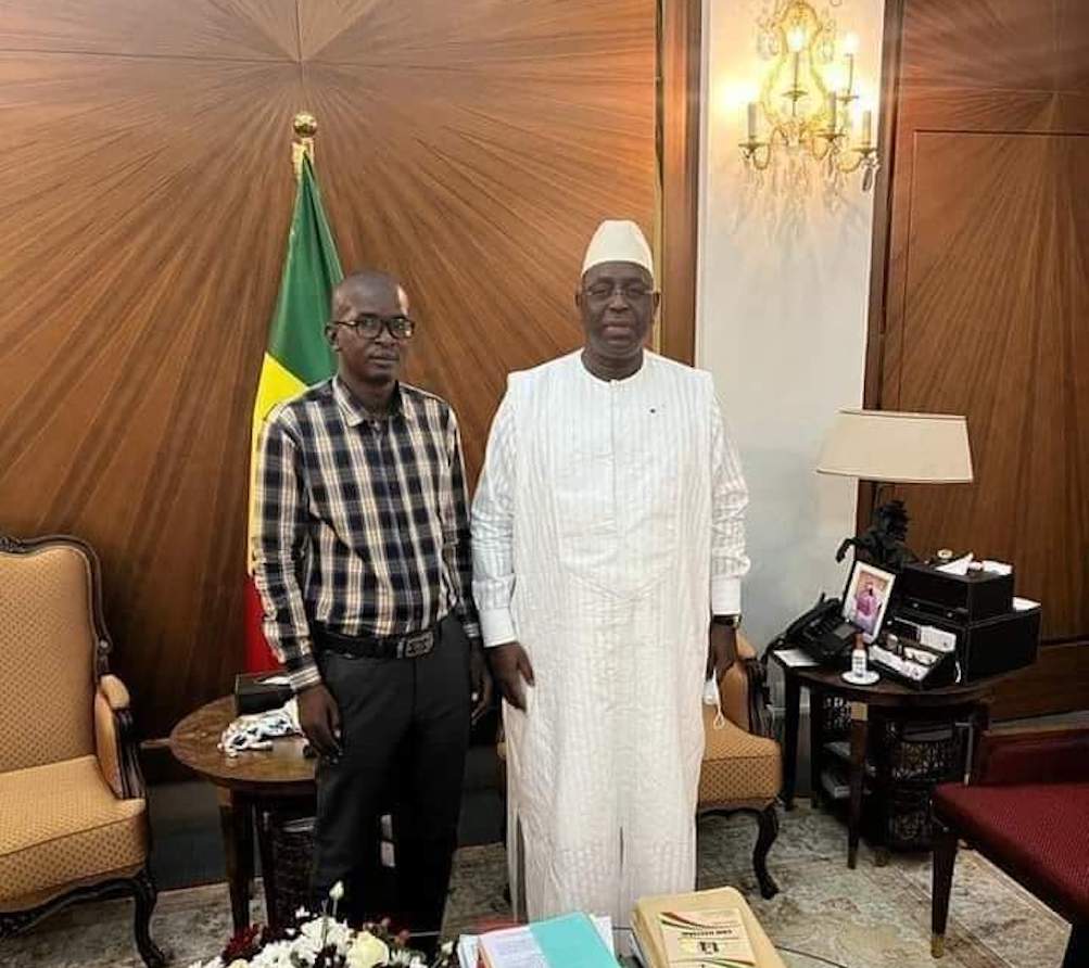  Accueil du "voleur" des documents de Yewwi Askanwi au Palais : Des responsables de l'APR s'indignent