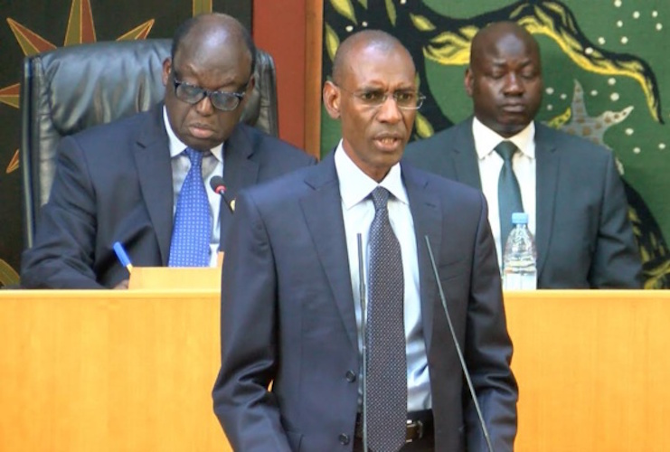 Le ministre du budget à un député du PDS : "il y a 10 ans le budget de la présidence était de 90,5 milliards de francs  Cfa"