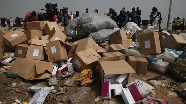 Le Nigeria a détruit 1 million de doses de vaccins pour...